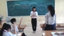 Học sinh trường THCS Mạc Đĩnh Chi hào hứng với tiết HĐNGLL: Giáo dục nếp sống thanh lịch, văn minh cho học sinh Hà Nội
