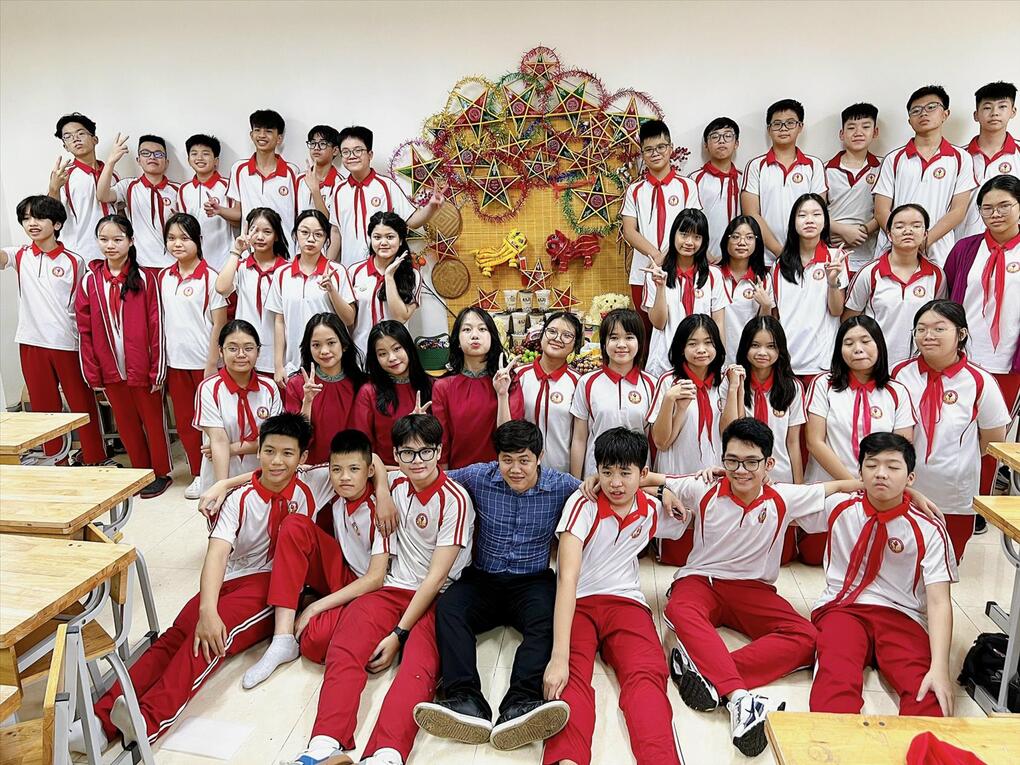 Top 10 Mac Dinh Chi's Got Talent: 8A4 - "Mac Dinh Chi secondary school"